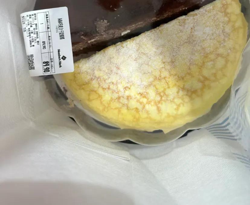 女朋友拦了好多人今天和宝贝去逛山姆。
她从上周开始就念叨盒马山姆商战榴莲千层降价