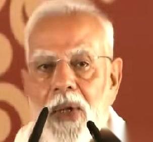 印度要对自己动刀了。
砍的还是最深的那一刀——教育。
老莫，就是莫迪，公开说，英