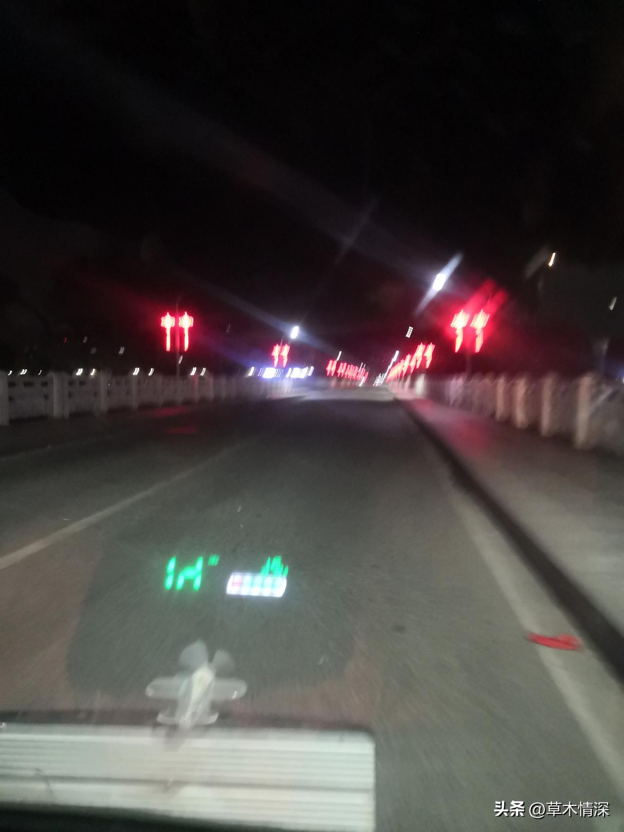 淮口之夜
7月10日
淮口大镇坐落在成都市金堂县工业区，这里交通发达，地理位置非