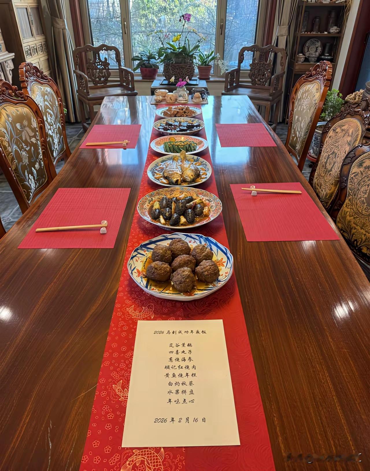 如果这个亲戚已经有很长时间没有联系过了。至少得超过一年或两年吧。如果平时连个问候