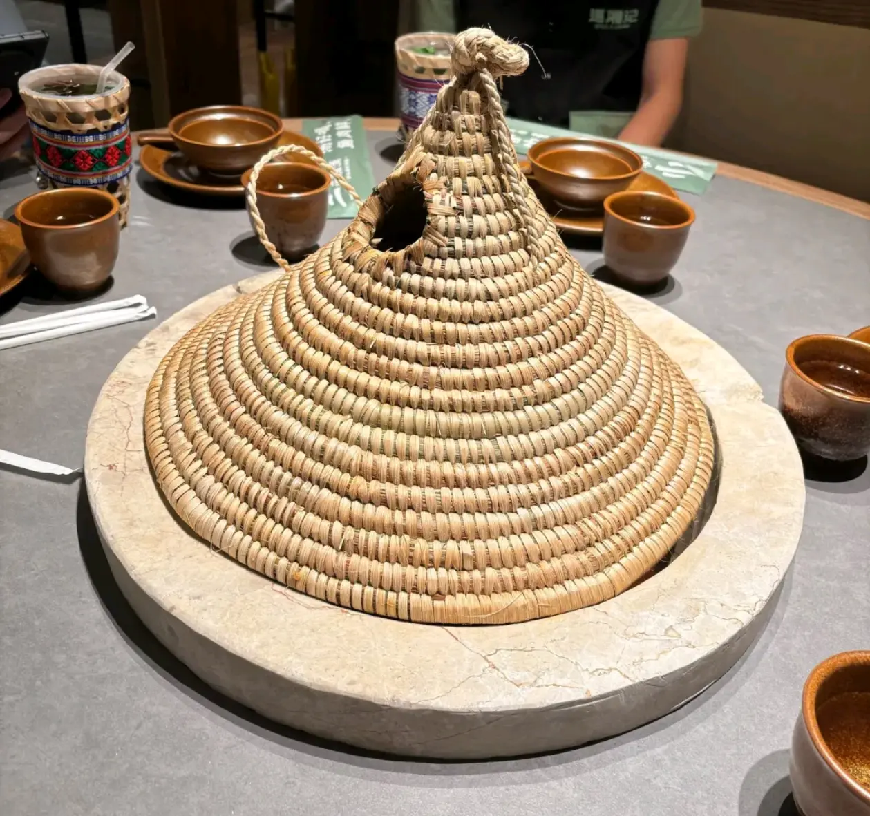 仙气飘飘的石锅鱼~