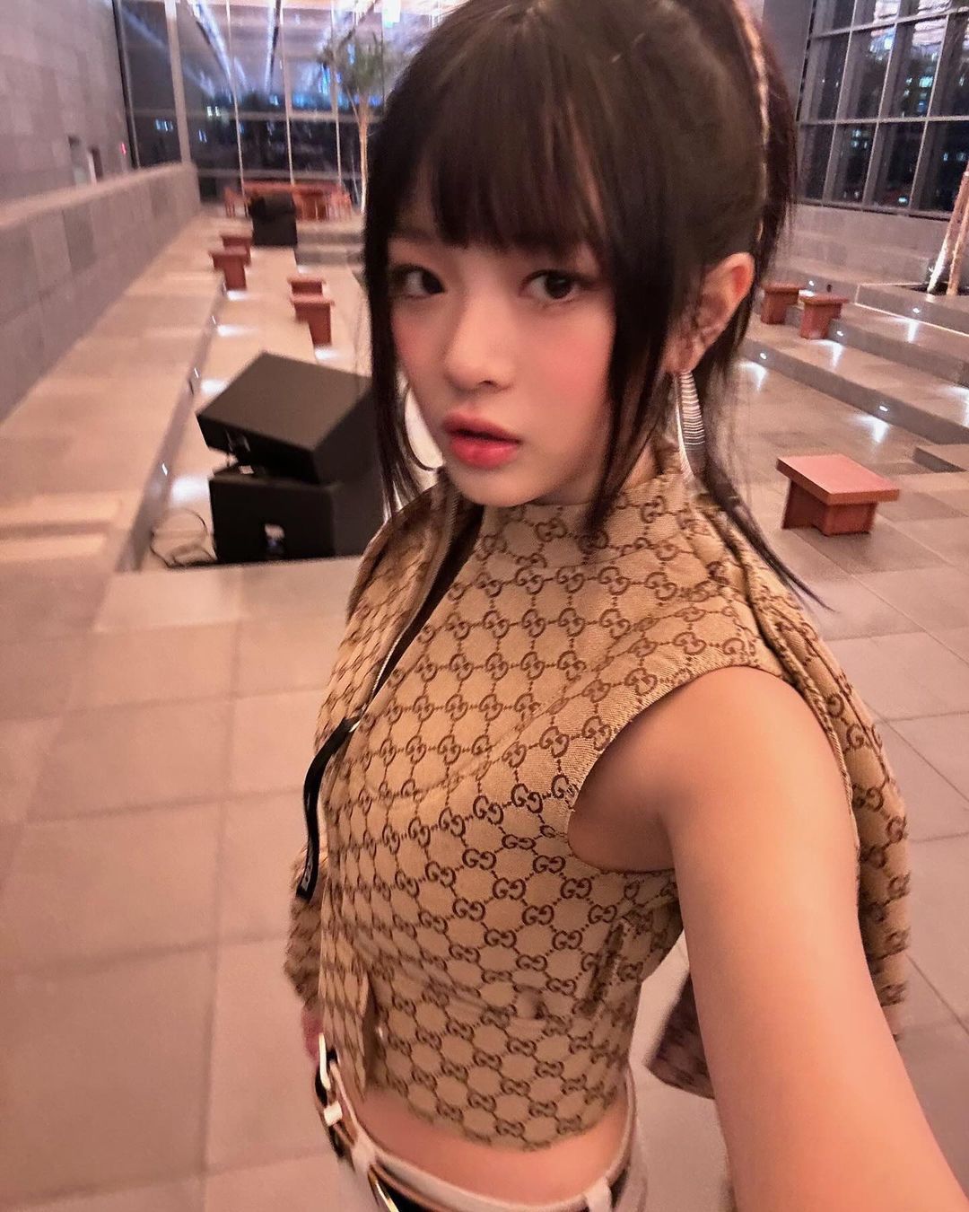 小面包📞🐰*Hanni ​​​