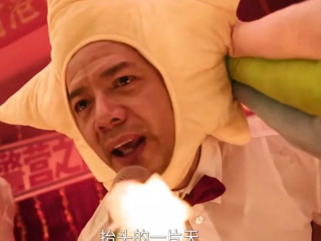 不明白导演为什么要加这段通过这部剧能感受到，这导演真的很爱唱歌以及他对舞台的渴望