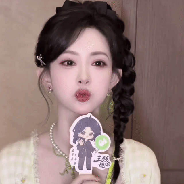 这些天心情很美妙 下沉美貌大视频也是爽吃 粉好几年了 还是时不时会被美出新高度来