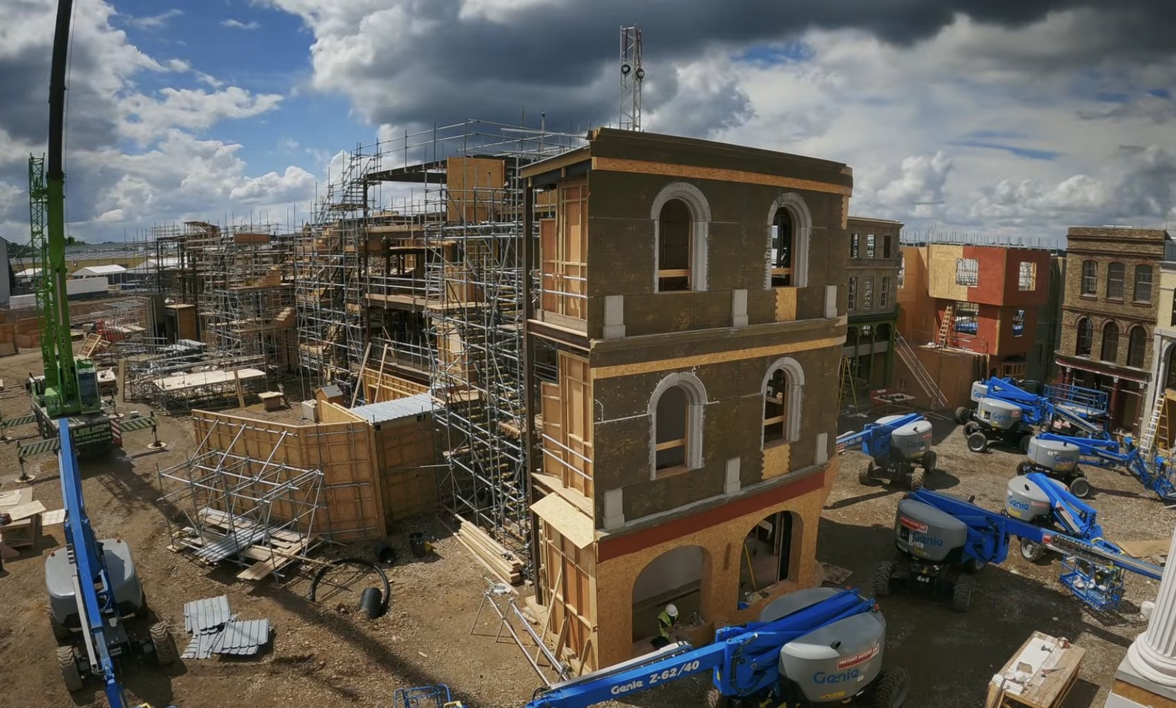 在剧版《哈利·波特与魔法石》播出之前，HBO Max 将于 4 月 5 日上线幕