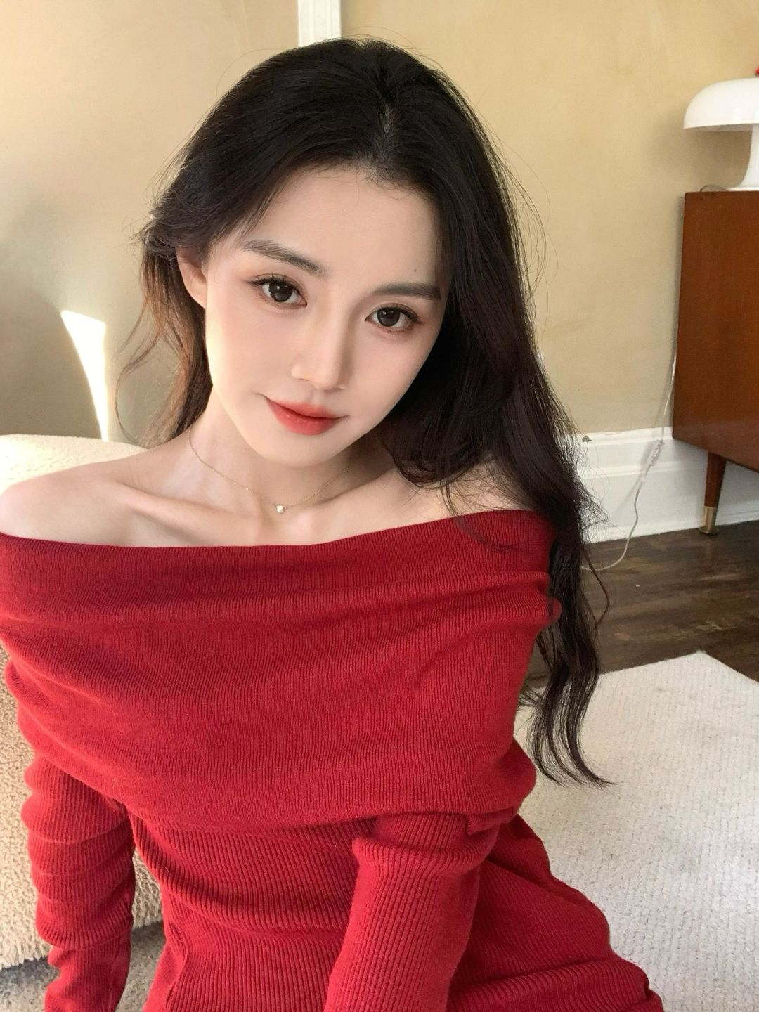 卸下倦意 心生绮丽｜洁颜油养肤指南