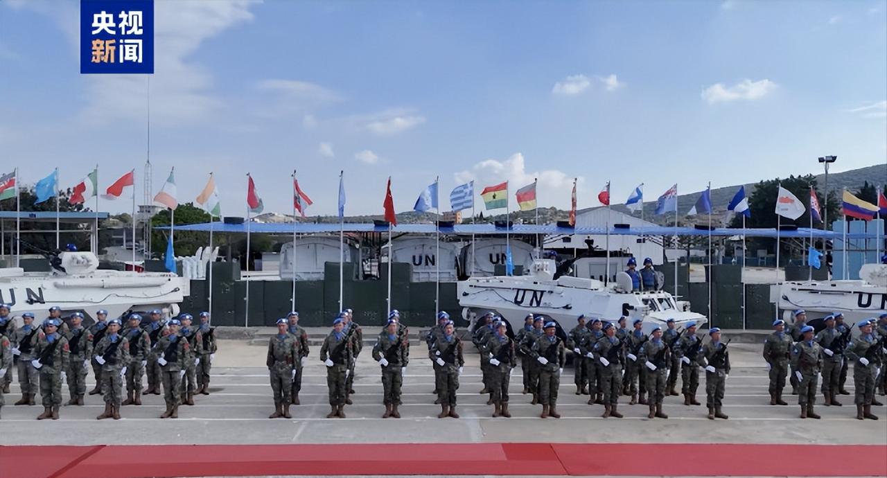 和平接力，中国蓝盔从未缺席！第 23 批与第 24 批赴黎维和部队完成交接，这是