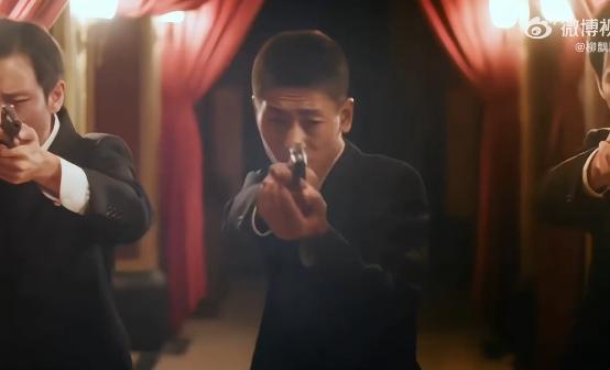 慕容清峄被射穿了曾经十指紧扣的两个人，最后只剩礼貌疏离的碰面，前女友的过往，大嫂