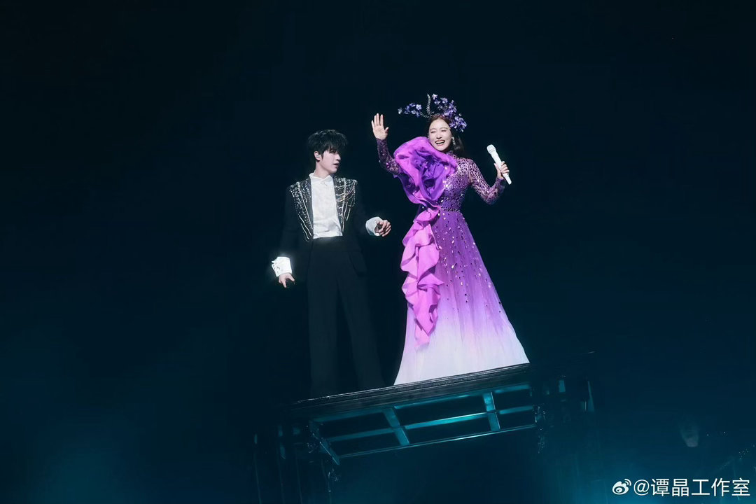 谭晶唱功给到夯爆了谭晶歌如少年演唱会上海站谭晶2026歌如少年演唱会 别再误以为