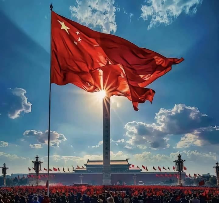 一起看阅兵，祝祖国繁荣昌盛！[抱一抱]阅兵礼炮弹0污染 ​​​