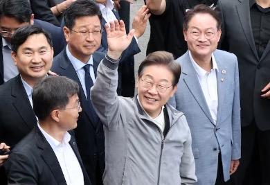 李在明斥金文洙-韩德洙可能结盟：反宪法势力之间的联合早在预料之中

5月3日，共