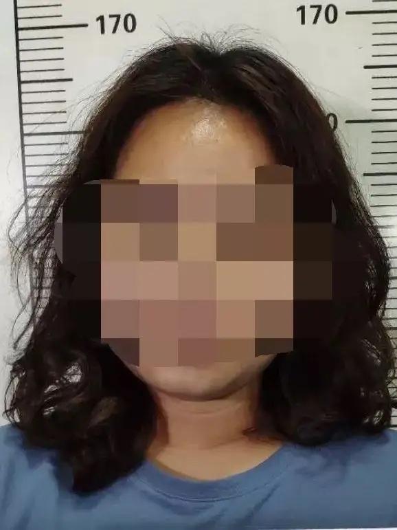 “色字头上一把刀！”广西一男子刚体验完100元的“特殊服务”，提着裤子推门而出，