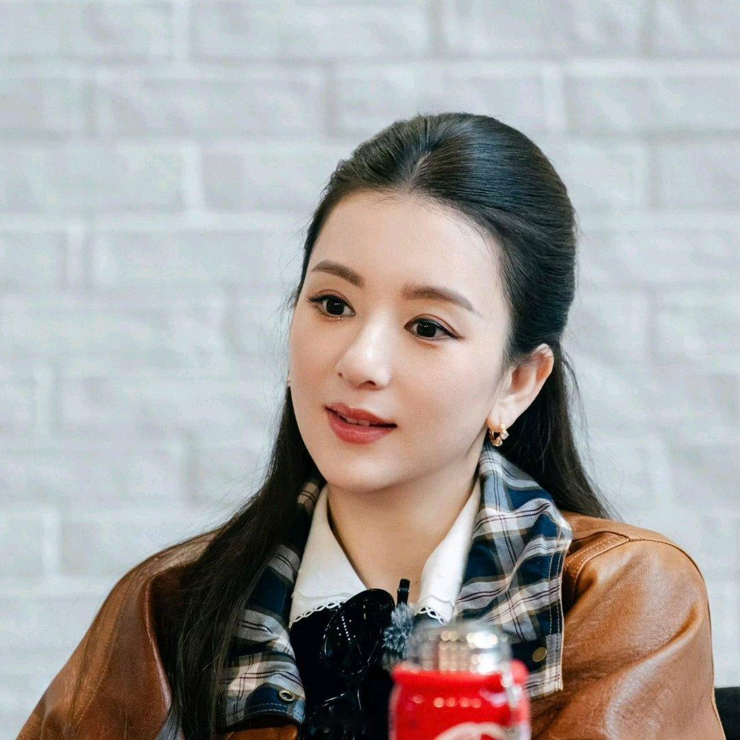 方媛贺峻霖演绎短剧的剧情 方媛演技方媛贺峻霖演绎穷妈妈欺负穷儿子