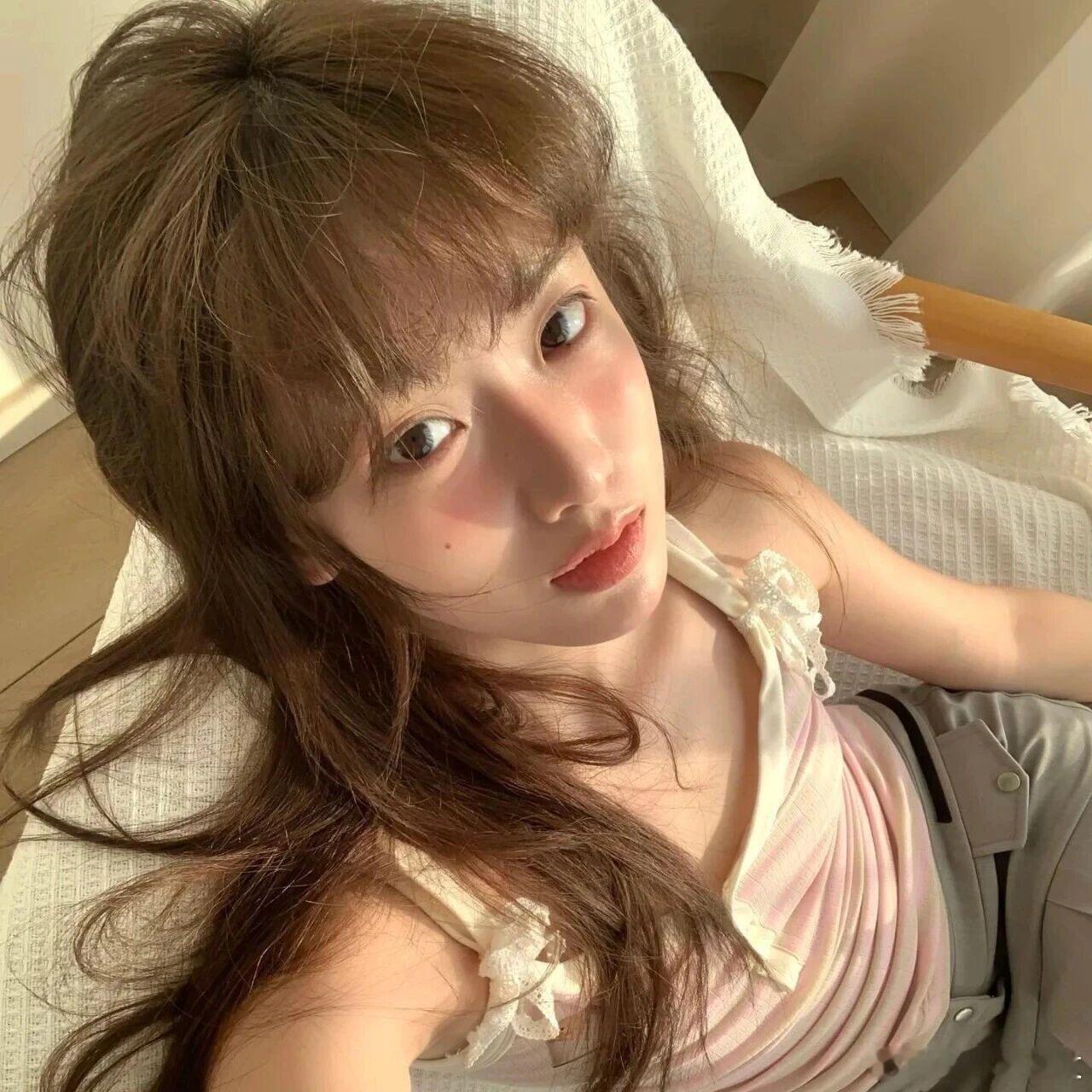 11.03今日份小说📖⬇️ 1.墙纸风 p 男主系列     🥩2.言 情?