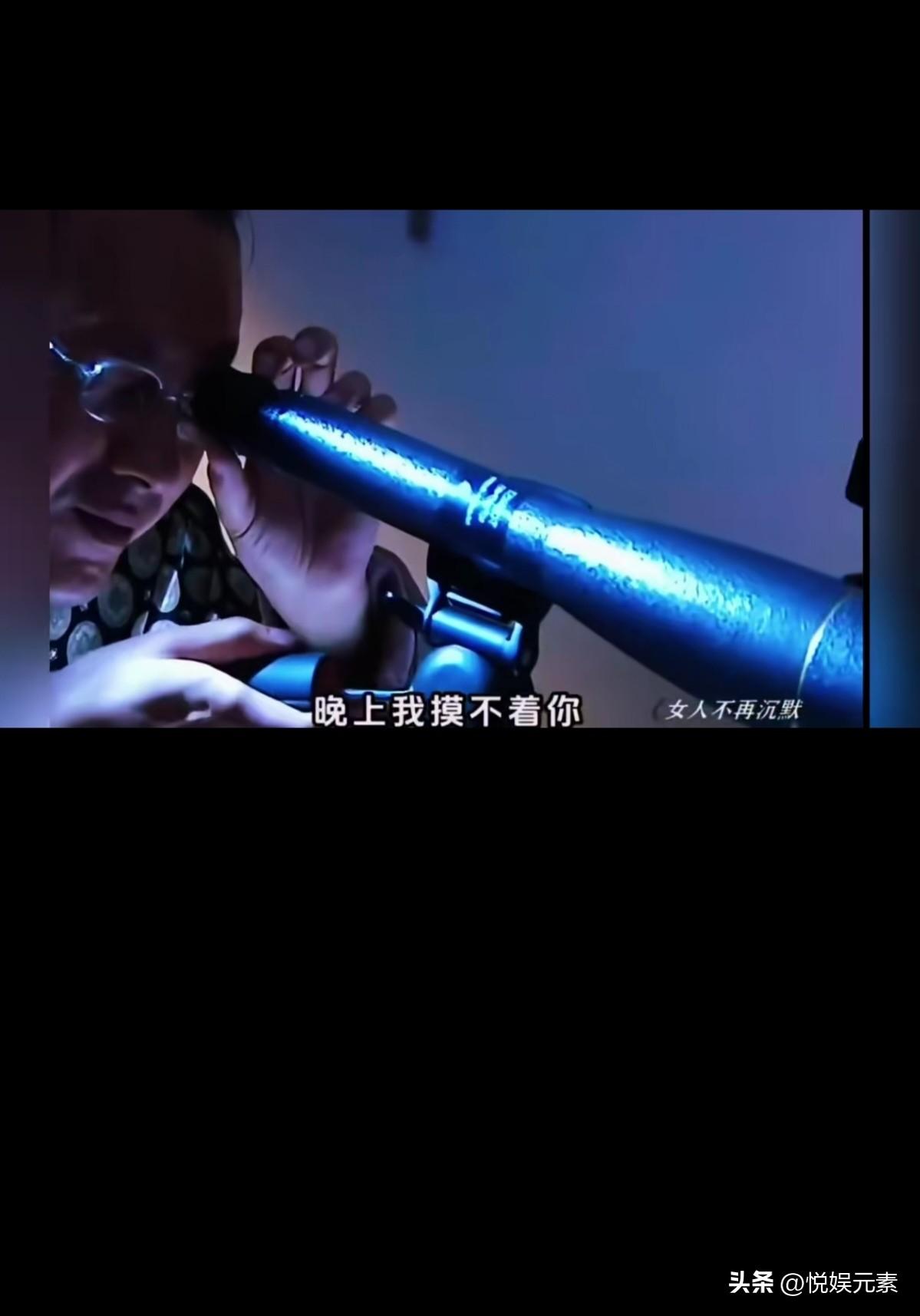 侯天来老师，
戏外一本正经，
戏里从不正经，
真正的德艺双馨人民艺术家。