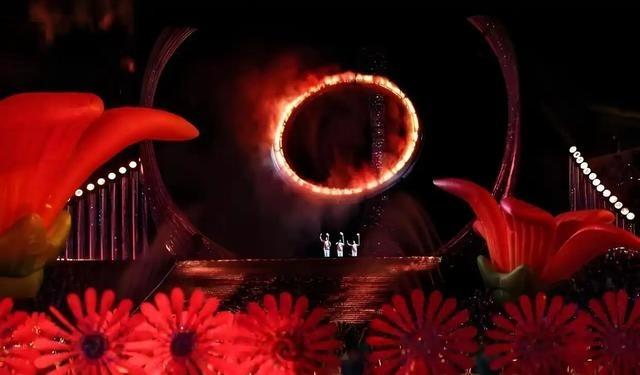 这一次，德国变了，日本怕了，韩国傻眼了，西方国家纷纷望向中国连连夸赞，中国终于扬