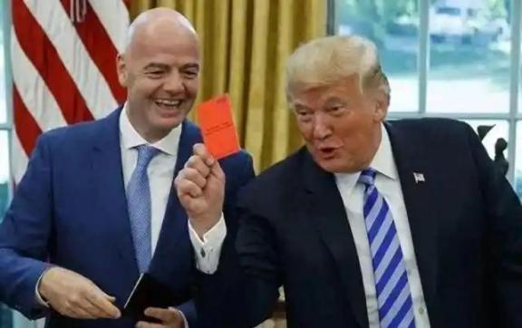 国际足联不松口，比利时敢罢赛吗？答案是：有脾气，没勇气。判罚争议的余温还没散去，