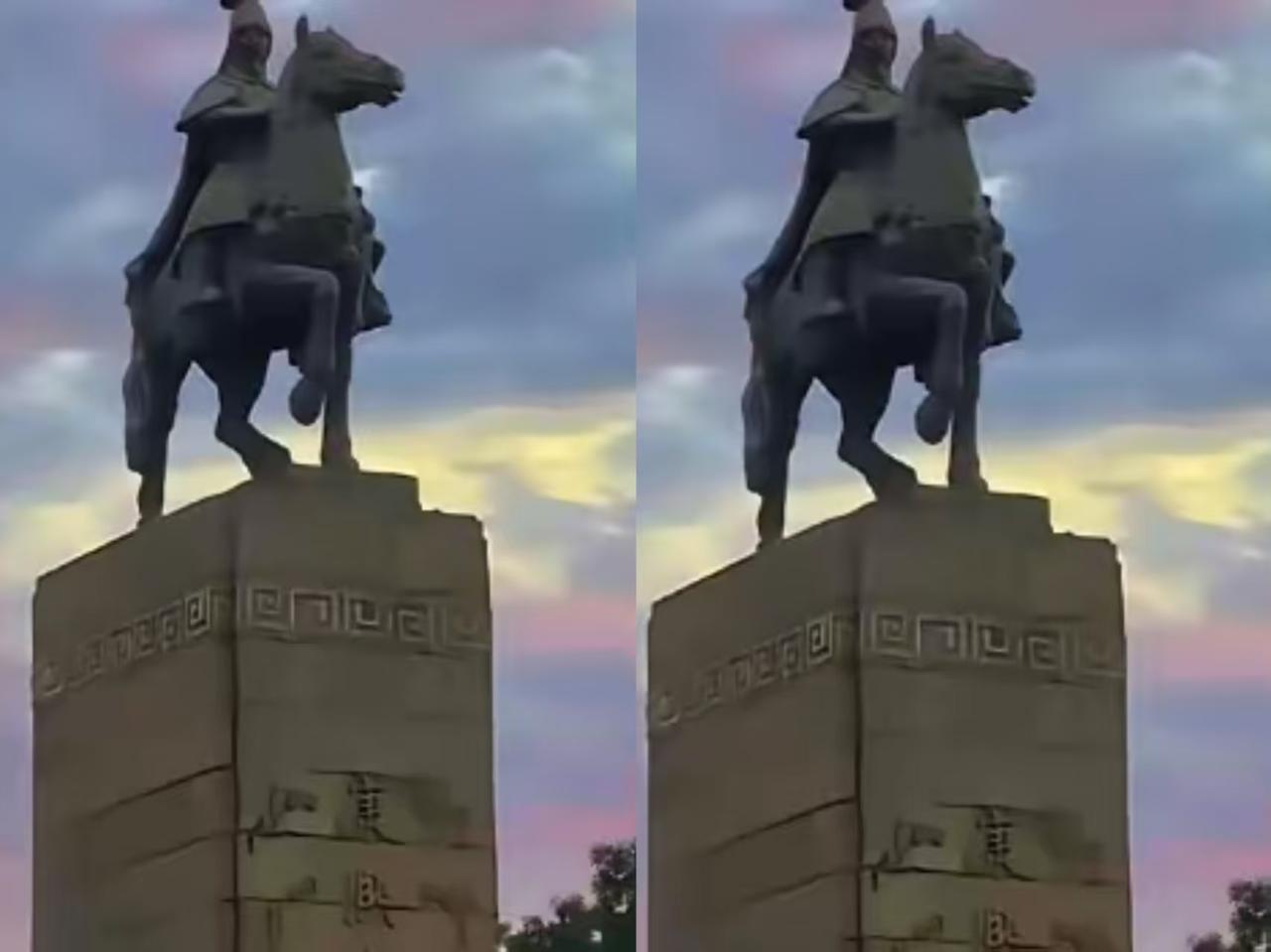 昆明莲花池公园雕像引热议！忠奸颠倒惹众怒。去公园散心却被一组雕像气得火冒三丈！洪