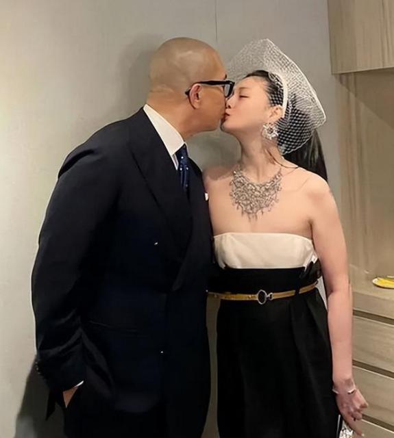 S妈、小S、具俊晔，这3个人有什么共同点？他们都很爱大S，爱到那种程度呢？
大S