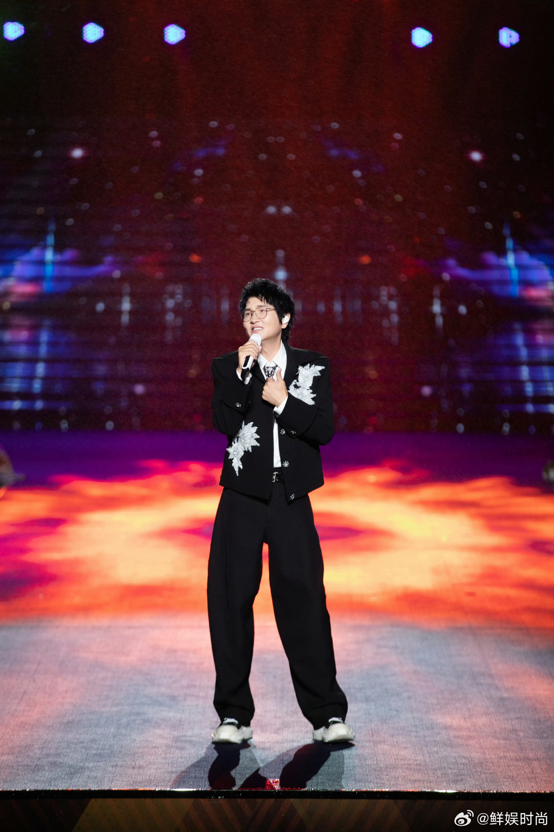 孙楠若守关成功将淘汰两位歌手今晚锁定直播，坐等《大风歌》《GLORIA》舞台亮相