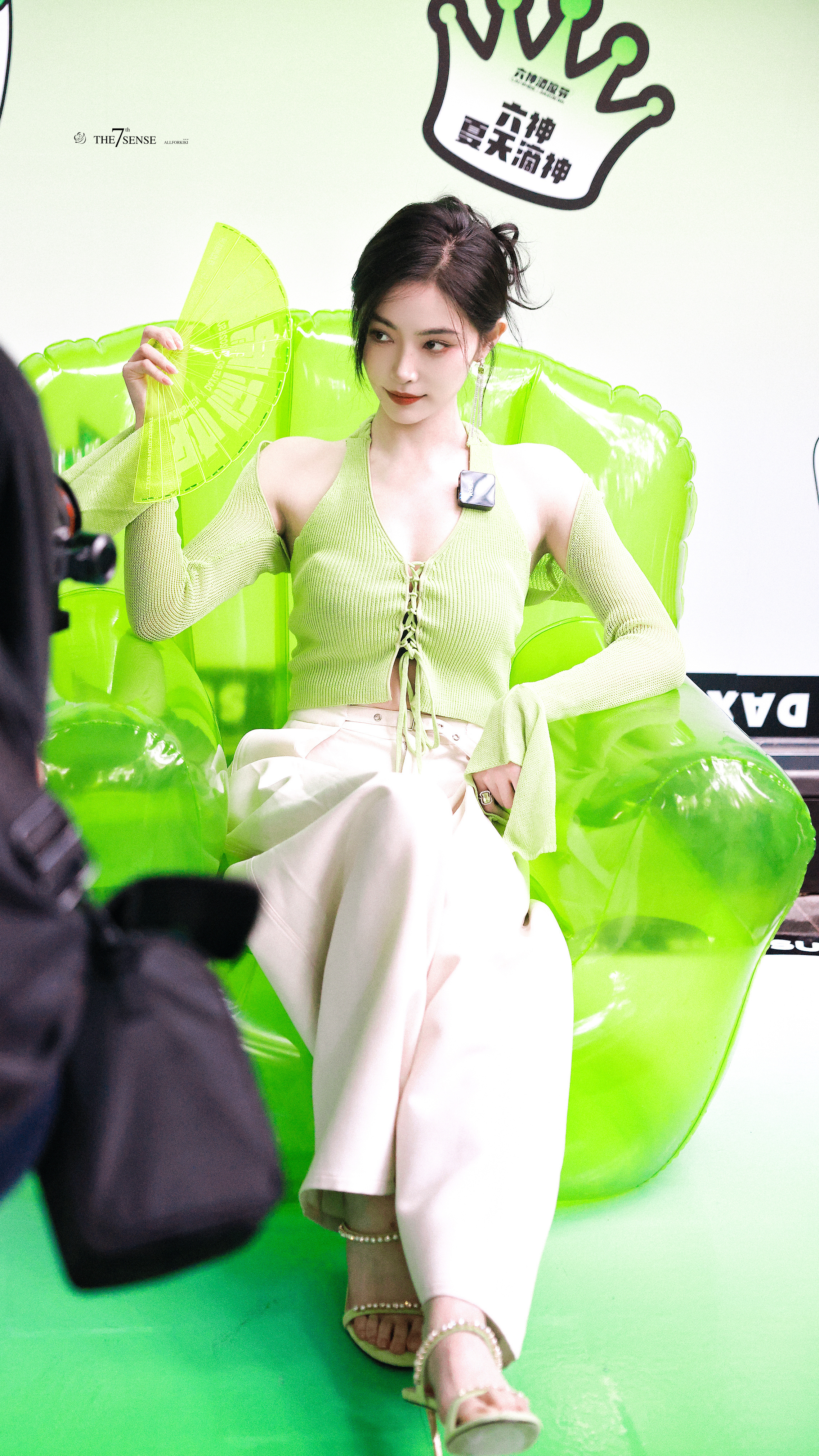【许佳琪】👠：绿色水钻一字带高跟凉鞋 ​​​