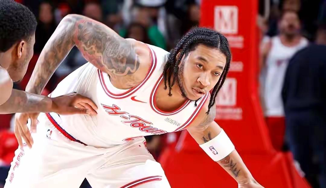 火箭力克雷霆，胜负手是重用了戴维森，早该如此，以后该增加他的出场时间。

二连败