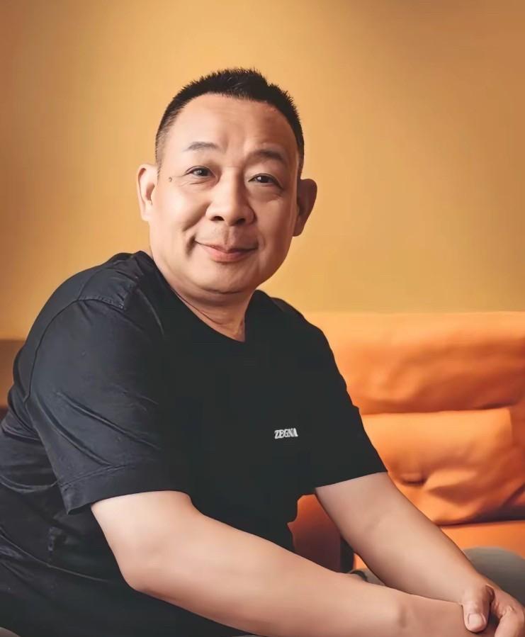 胖东来创始人宣布”身后事”，不是突发奇想，而是早就在等这一天。....


60