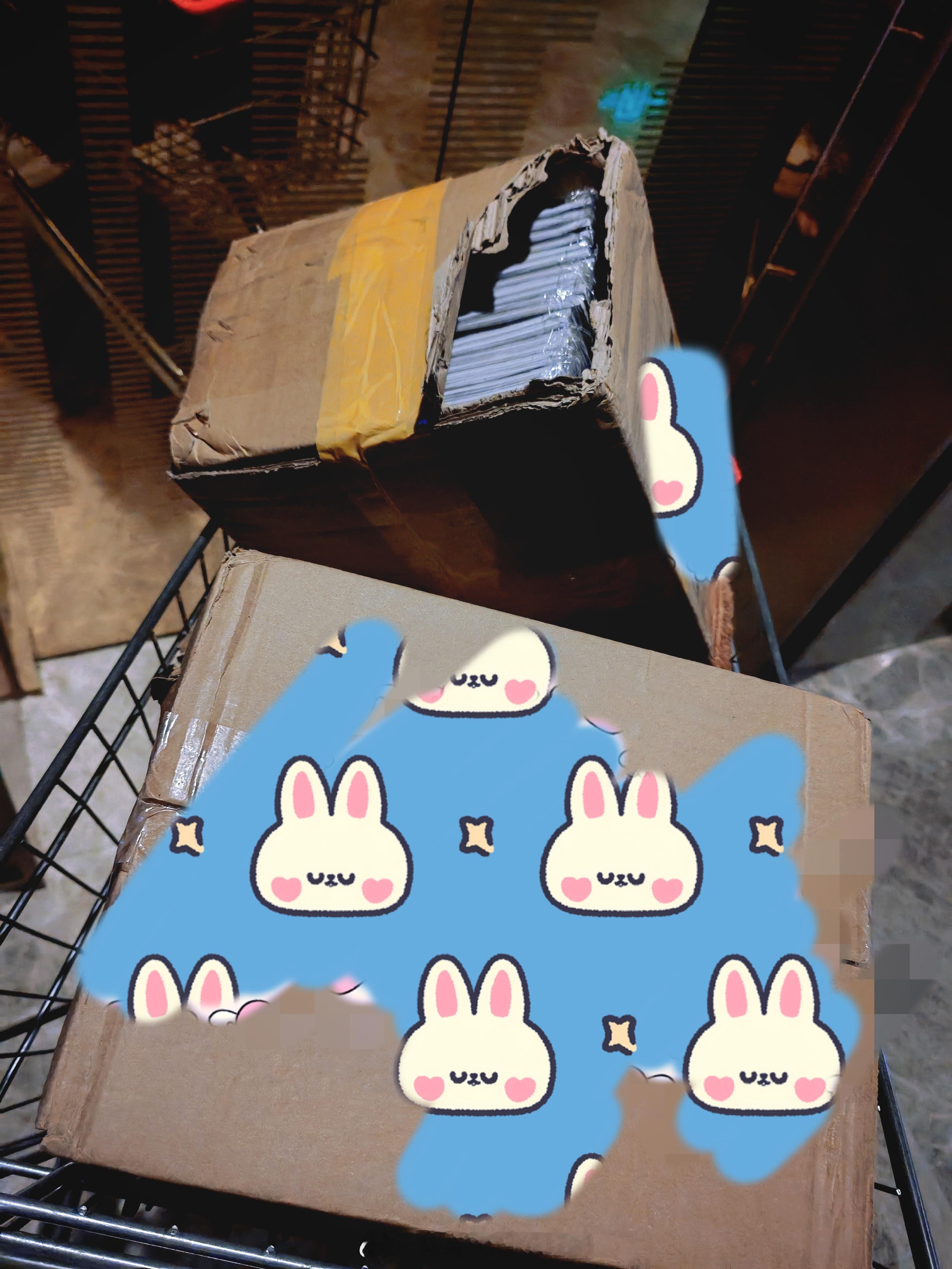 放了一个多月的杂志终于推回去了出去晒晒太阳.. 