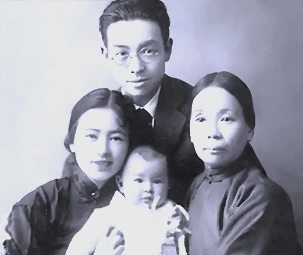 梁启超一生公开主张一夫一妻，也一直不承认自己纳过妾。可在梁家，却有一个女人为他生