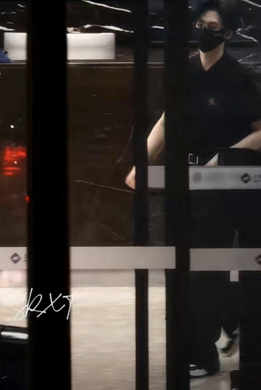 严浩翔什么时候自立门户，想去给严总打工，本人老牌牛马，可以身兼多职7*24小时为