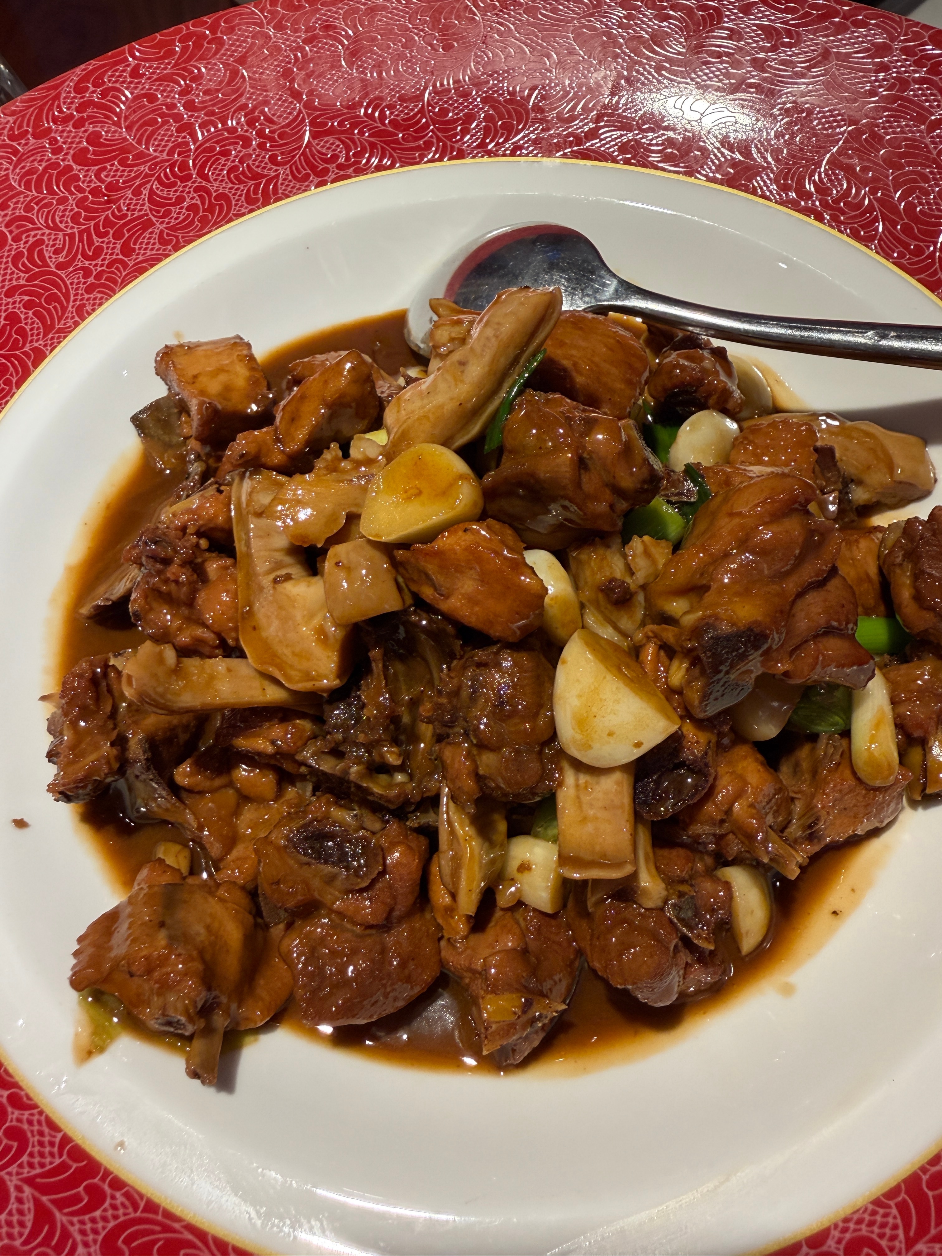 有没有从来不吃猪大肠的兄弟？是怕脏吗？ 