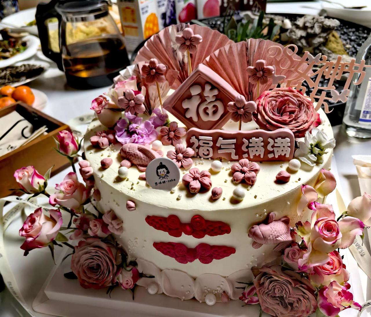 国际三八妇女节快乐！