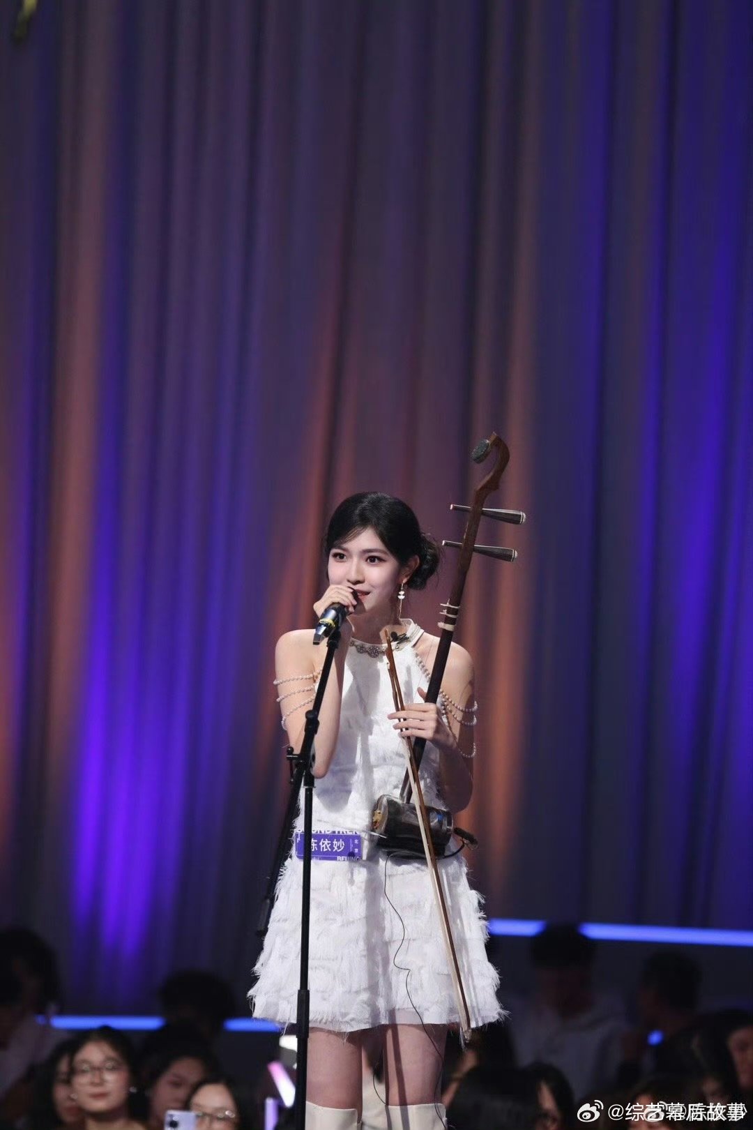 内娱上新一款御姐音甜妹声鸣远扬 被的反差感狠狠拿捏！甜妹外表下藏着御姐嗓，二胡世