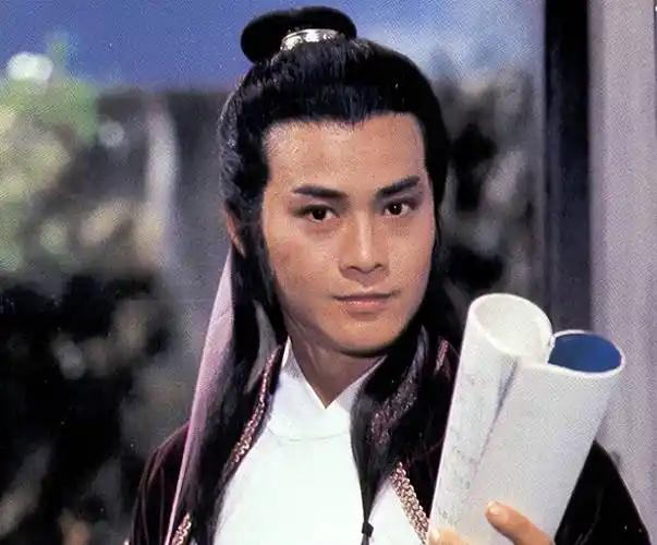 身边娇妻在侧，事业如日中天。

郎才女貌这个词，在当时的闪光灯下，简直被具象化到