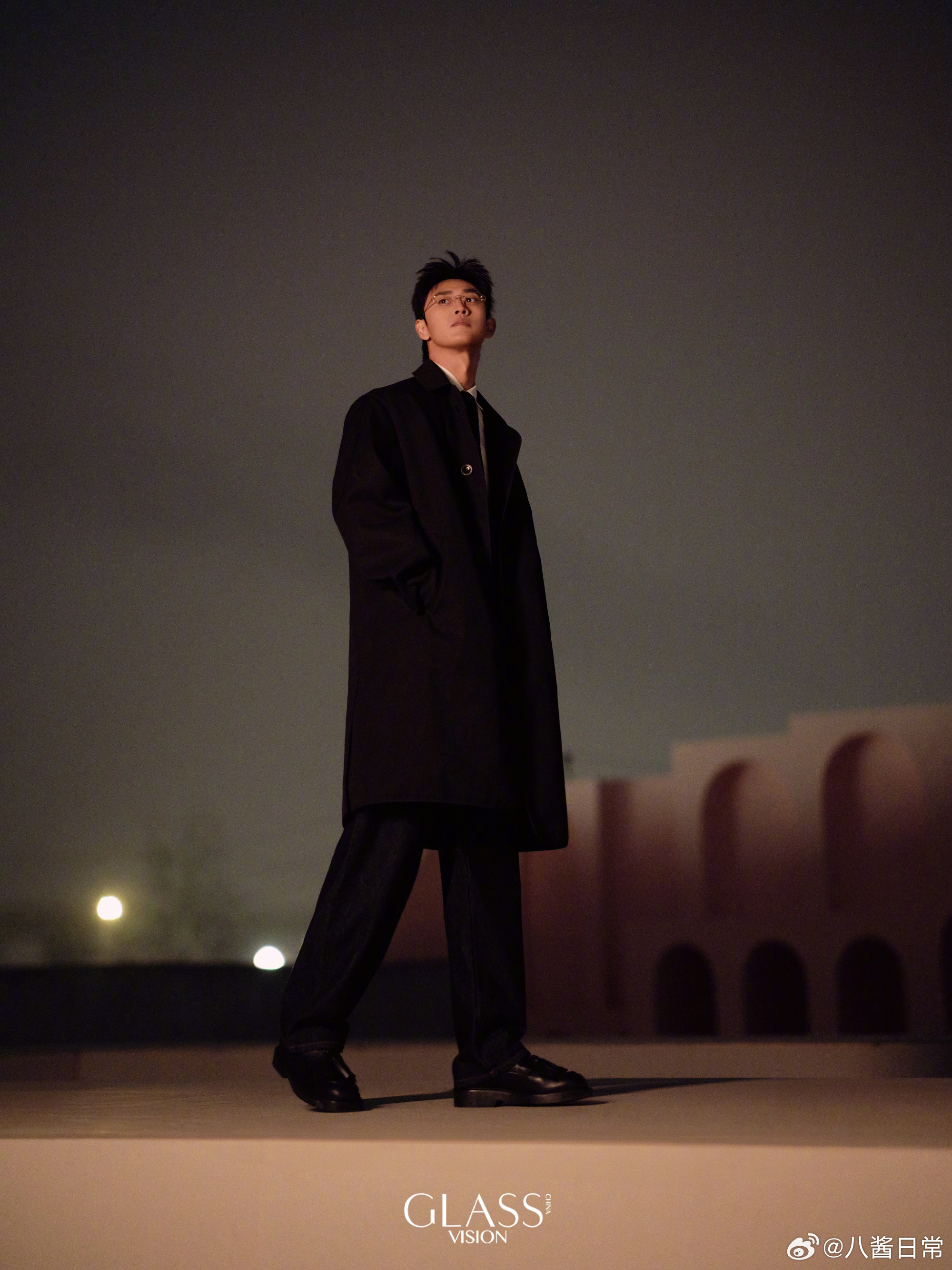 姐姐姐夫郭晓婷、王天辰杂志封面大片郭晓婷王天辰合体首封