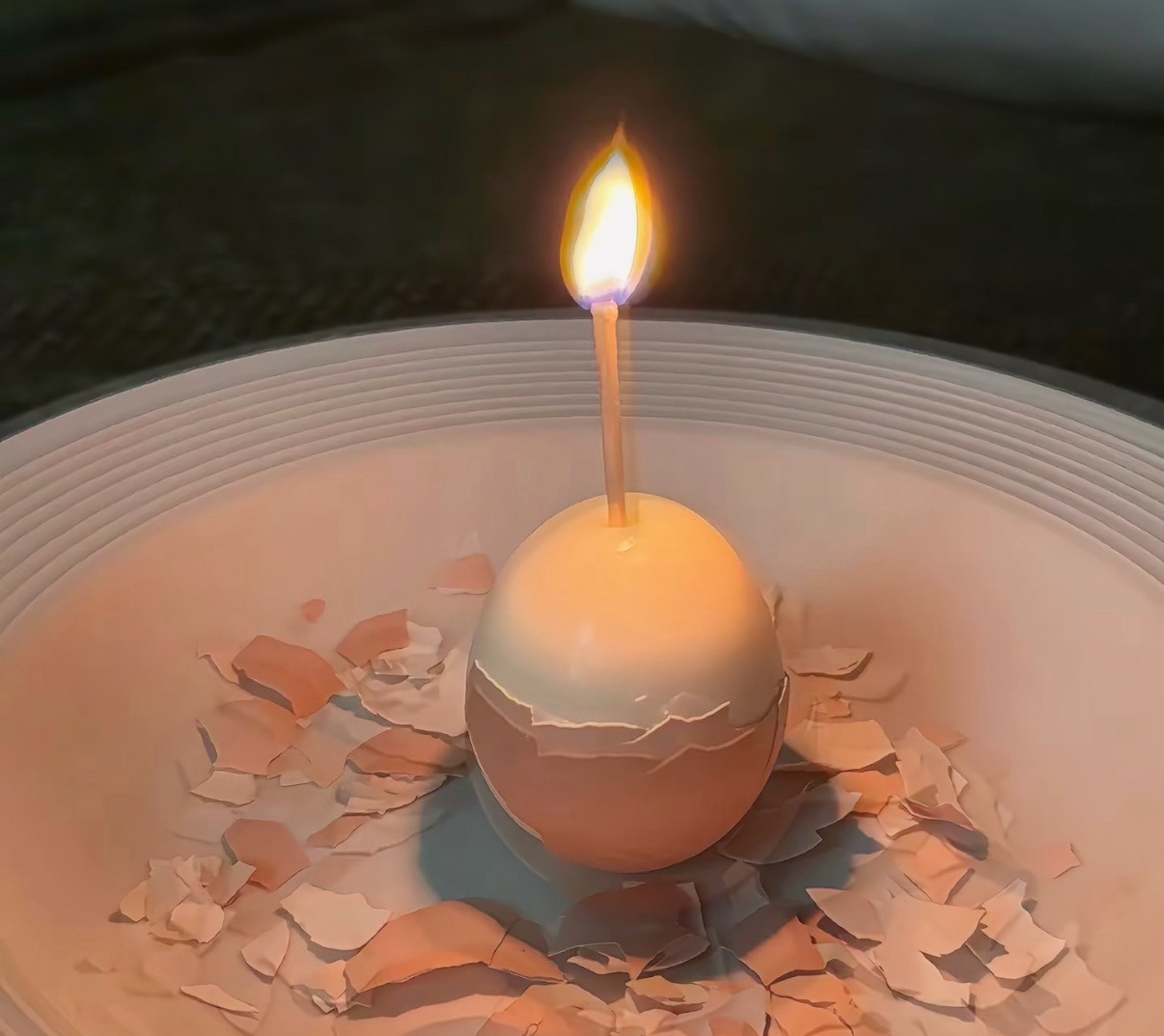 生日当天被魔法和真心同时眷顾生辰这天，惊喜如约而至，浪漫与诚意双向奔赴。被满满的