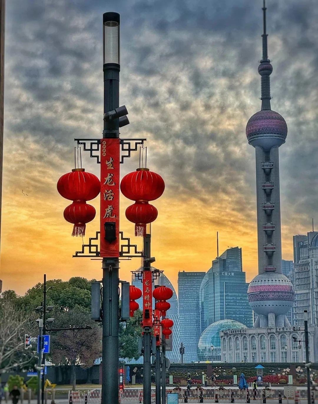 上海南京路的年味，独特魅力！
 
到上海必打卡逛南京路步行街，才懂什么是恰到好处