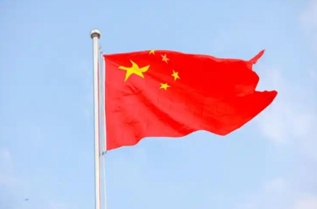 目前中国的两大问题，不是台湾问题，不是与美国的问题，也不是与日本问题，也不是负债