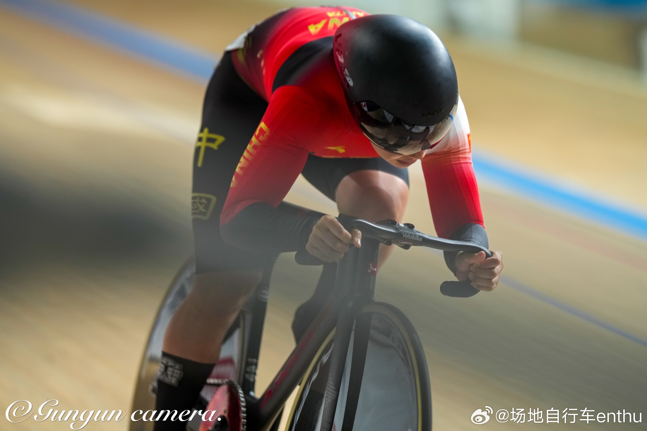 场地自行车 日本摄影师镜头下的中国选手 