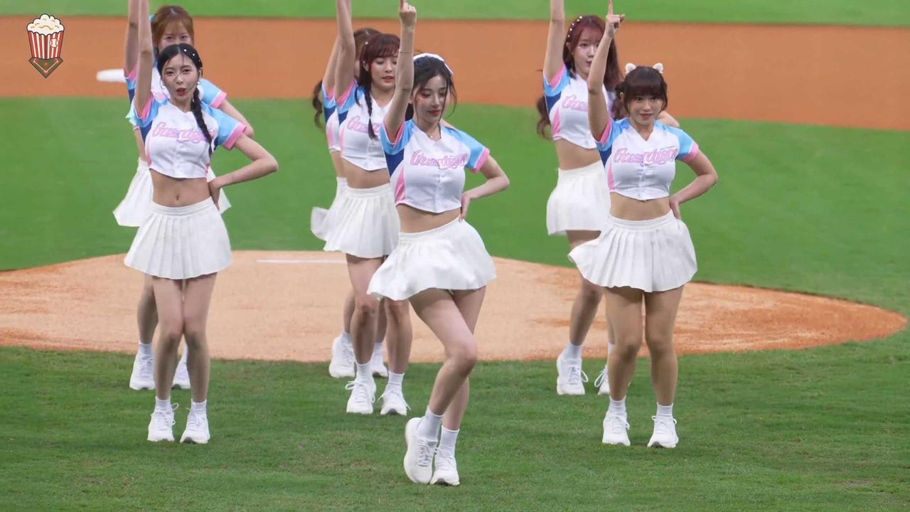 2026年6月12号8点，这是个普通又特别的时刻。从生肖运势看，鼠、虎运势不错，