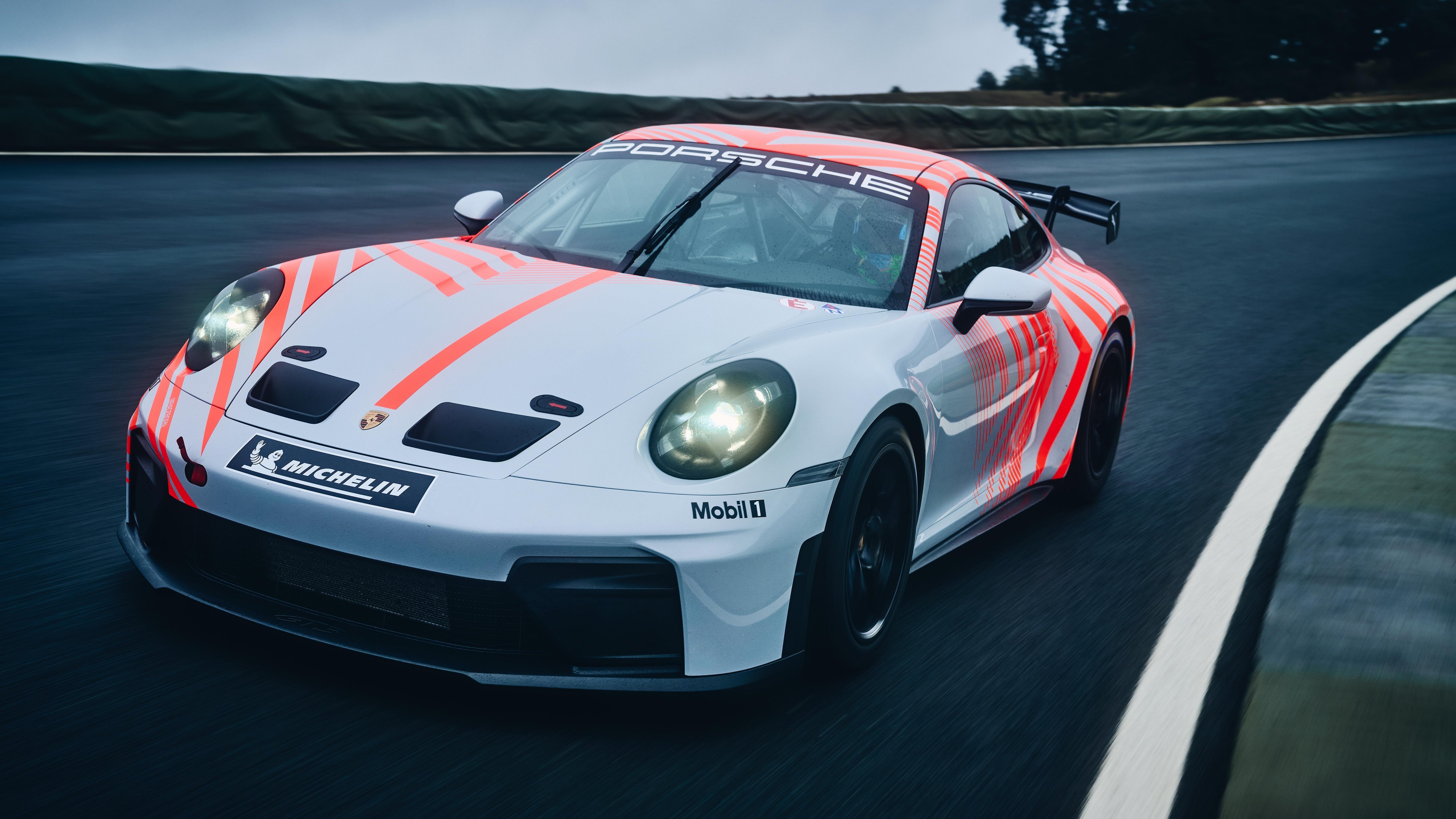 保时捷911 Challenge赛车，最接近于911 GT3量产车的合规赛车。车