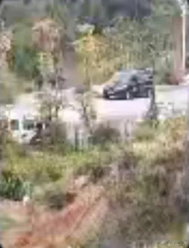 怎么又是莫名其妙的挖出尸体啊？又事发江西啊！江西的水真是好深啊！这感觉跟学校操场