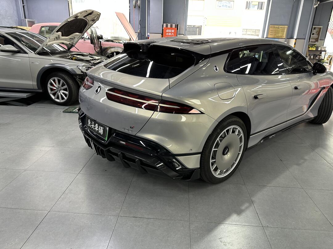 又一台腾势Z9GT狼炎包围升级完工
