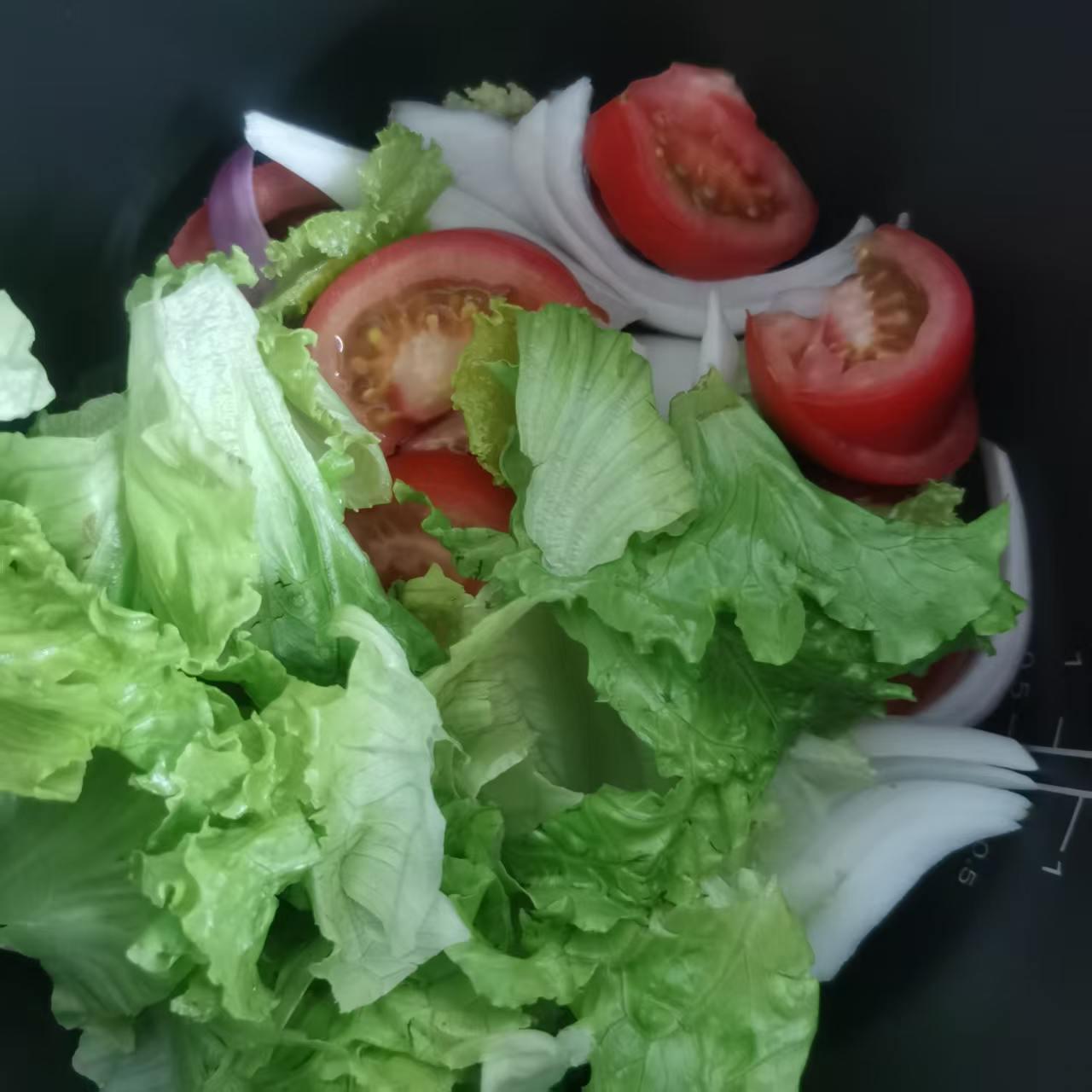 一大早，还没起床，我就跟老公吵了。想着自己最近起起落落的心情，瞬间我便陷在自己不