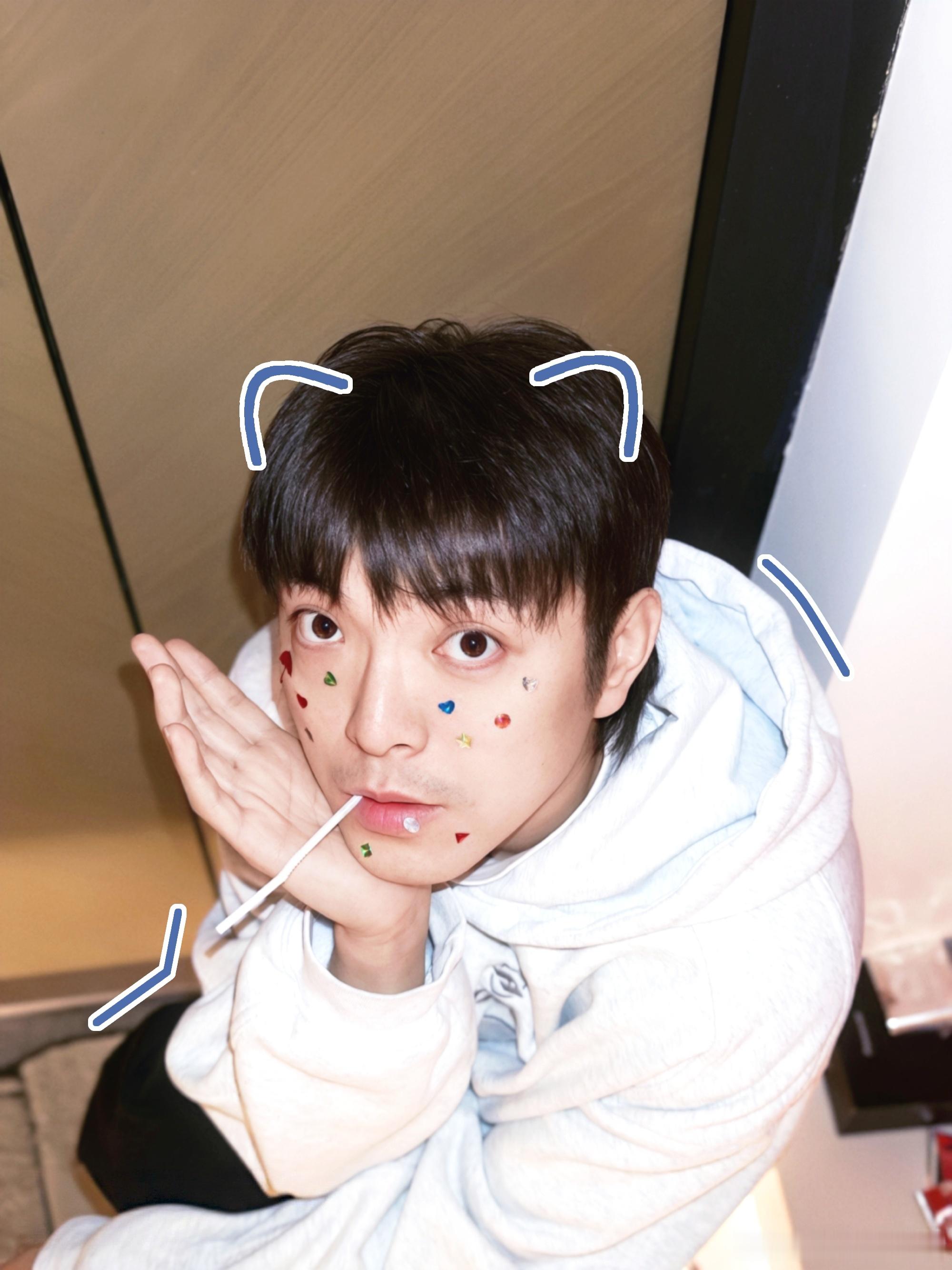 周铁男 ❗寻猫启事↓谁看到这只不搞抽象的萌猫了？😿