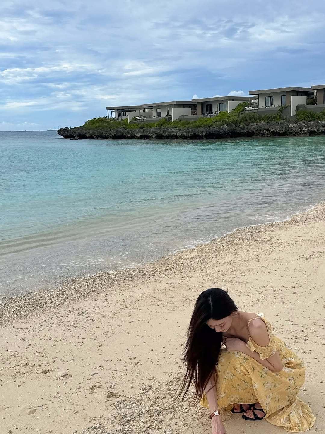 Yuna申有娜 INS更新🩵🥯 ​​​
