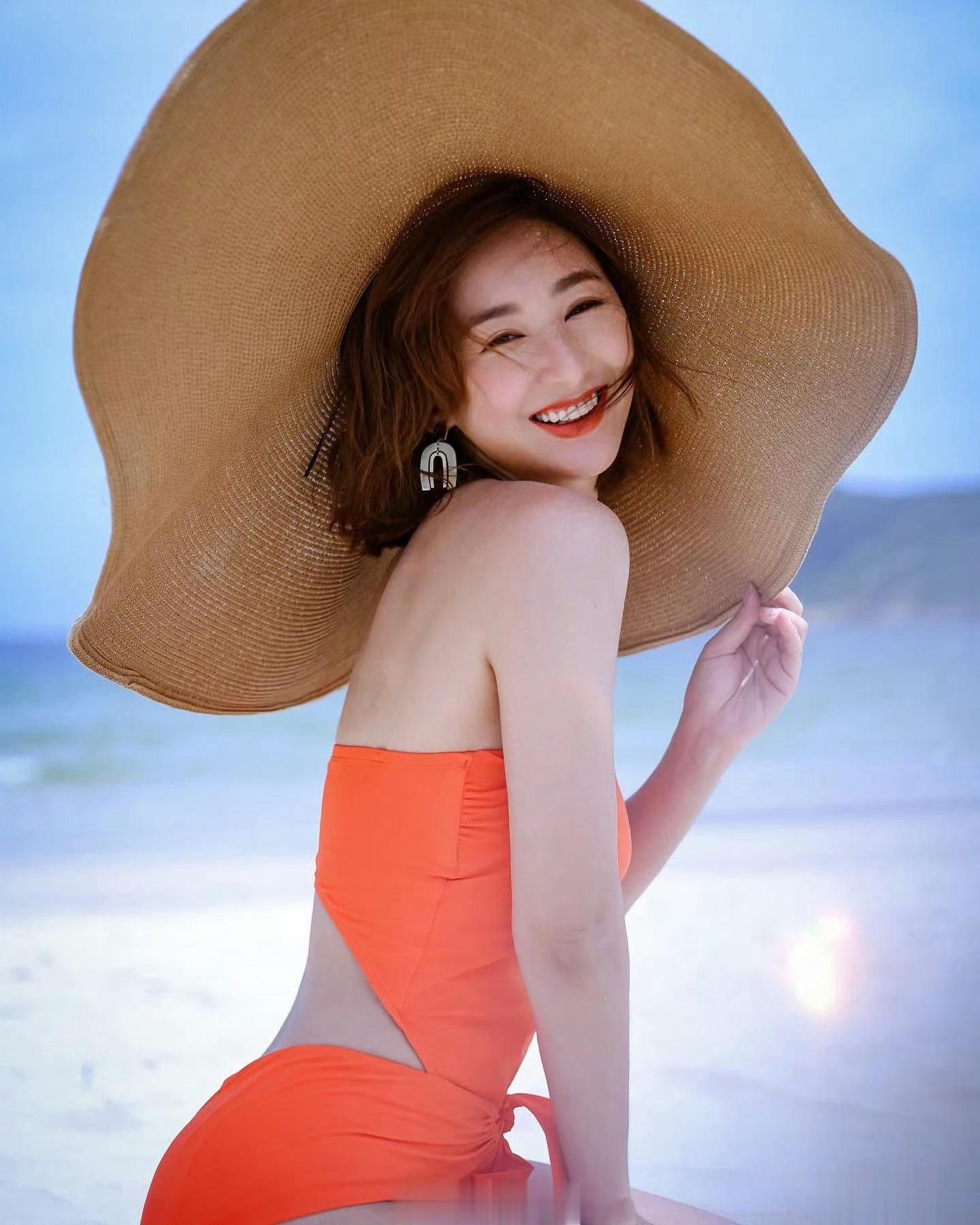 高海宁的身材，这才是直男天菜好吗？她真的要啥有啥，绝美，超级有魅力，身材一级棒，
