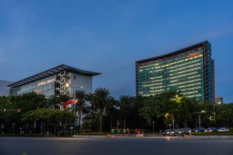 2026年新春佳节本是祥和的，华为一则内部反腐通报却如惊雷般炸响。华为内部反腐快