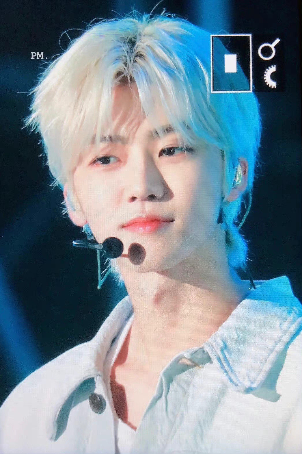 罗渽民  特别帅一男的( ・◇・) ​​​