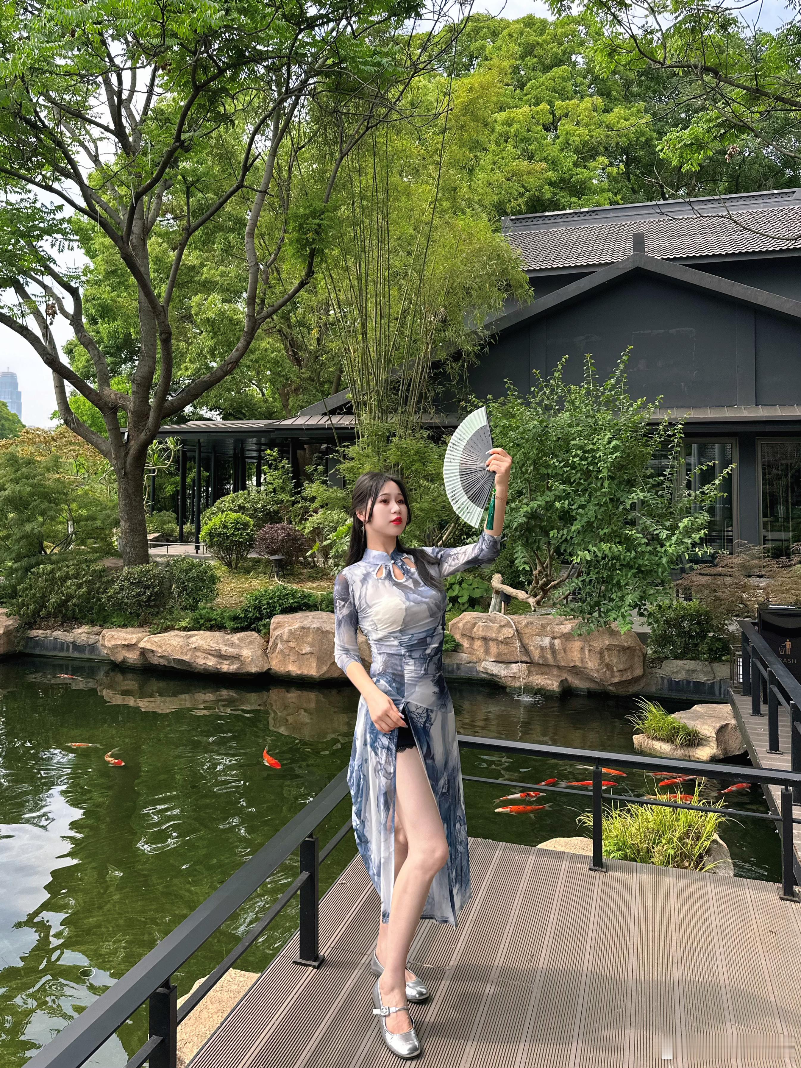 近城远山，都是人间 ​​​